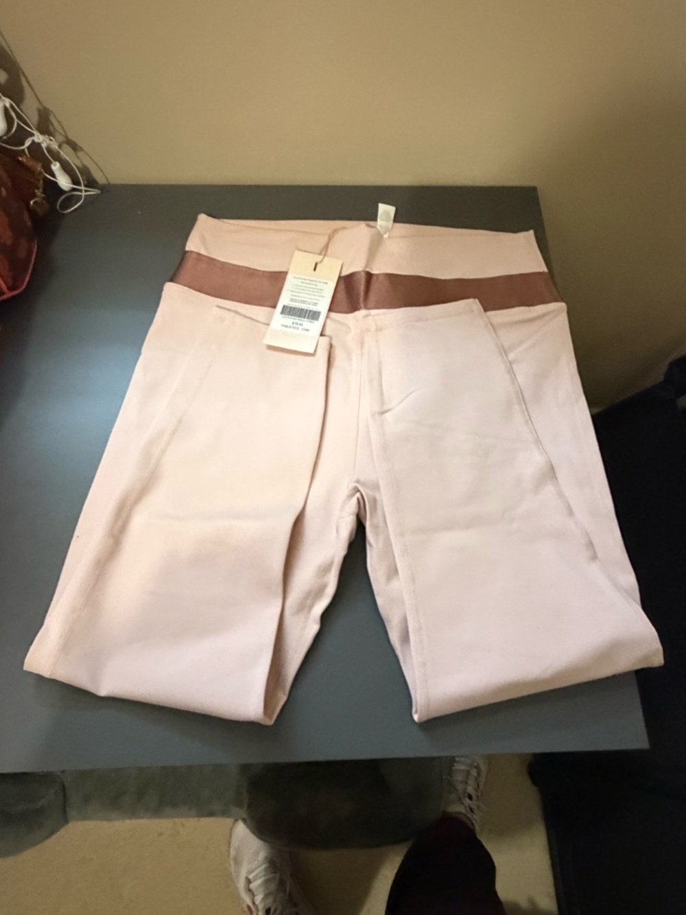 Valetta High-Waisted 7/8 Capri - Picture 3 of 4